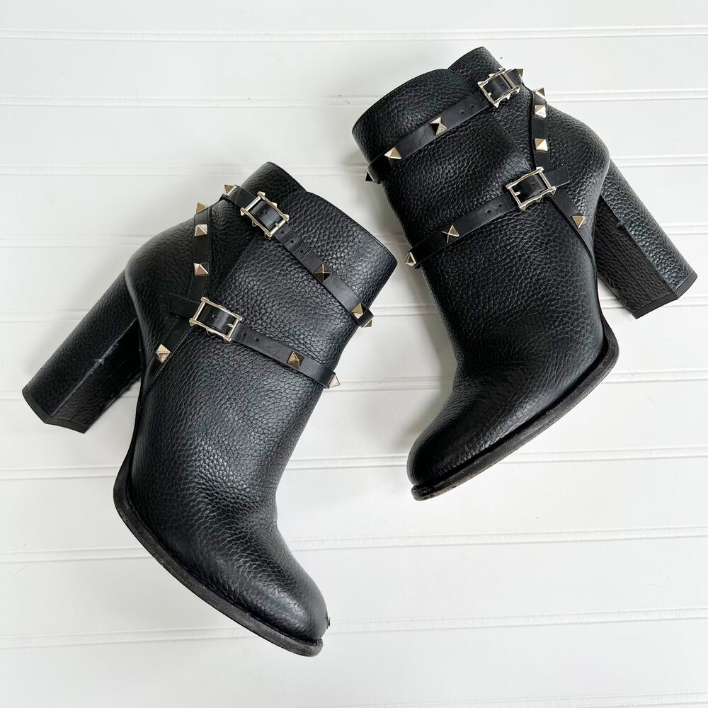 Valentino Garavani Rockstud Ankle Bootie Studded Strap Leather Heel Boots Black
